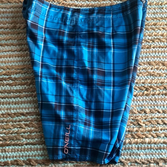 O’Neill Royal Blue & Black Plaid Board Shorts 38” - Picture 2 of 6